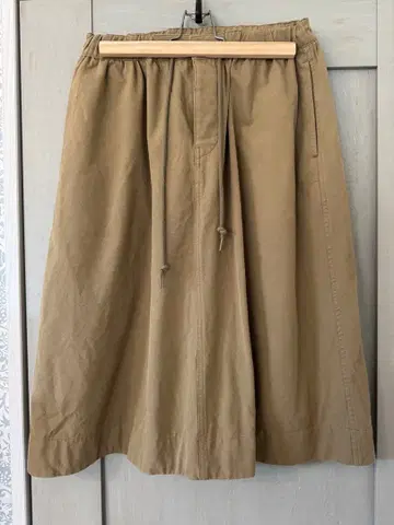 MHL, MARGARET HOWELL 베이지 미디 스커트
