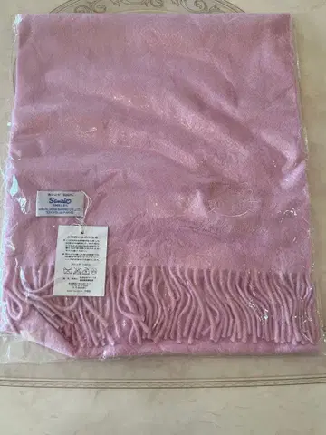 [택 포함 새상품] Hello Kitty 로즈 키티 캐시미어 핑크 머플러