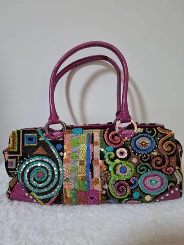 싱크비 멀티 컬러 비즈 장식 핸드백