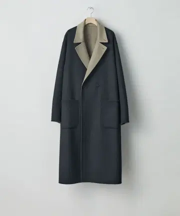 OVERSIZED REVERSIBLE COAT