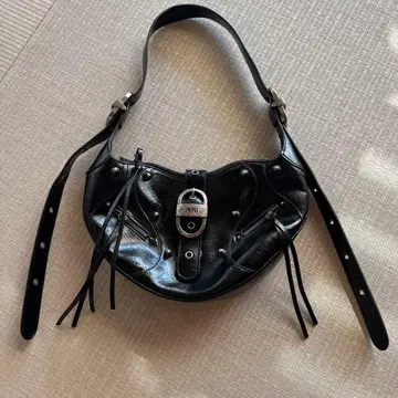 [ 새상품급 ] JW PAI 엠보싱 숄더백