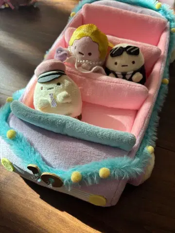 스밋코구라시 10주년 기념 파티 자동차