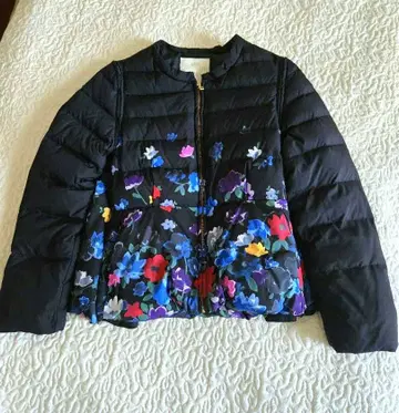 체스티 다운 자켓