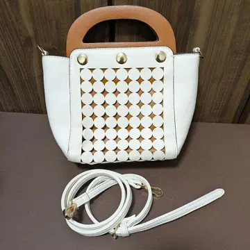 로데스코 AIDA 컷워크 토트백 RODESCO