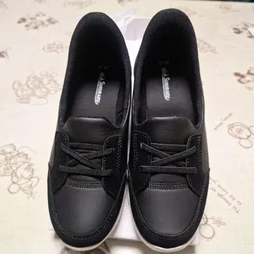 블랙 스니커즈, 편안한 스타일