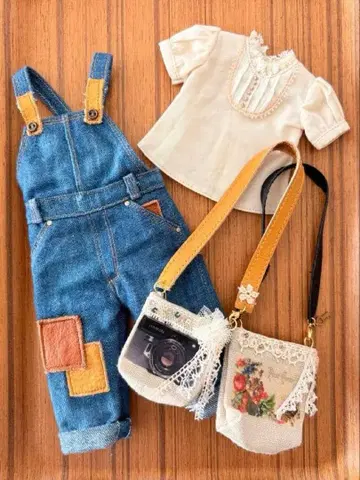 HANON 제작 데님 오버롤과 블라우스 세트 브라이스 리카짱