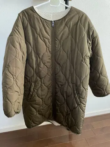 FASHIRU 퀼팅/보아 리버서블 코트