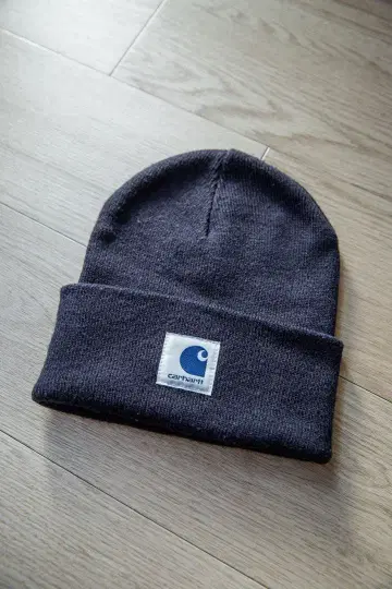 Carhartt 네이비 니트 모자