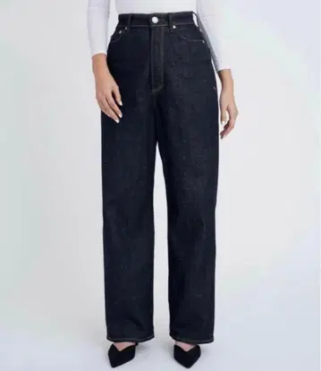 야누크 JOAN 루즈 스트레이트 데님 22