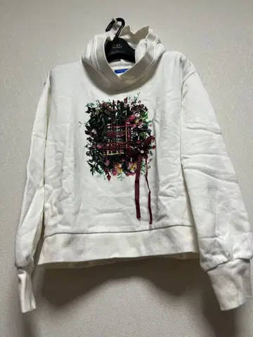 BLUE LABEL 꽃무늬 프린트 후드티 사이즈 38