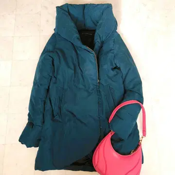 ESTNATION 에스트네이션 볼륨 컬러 다운 코트 S~M