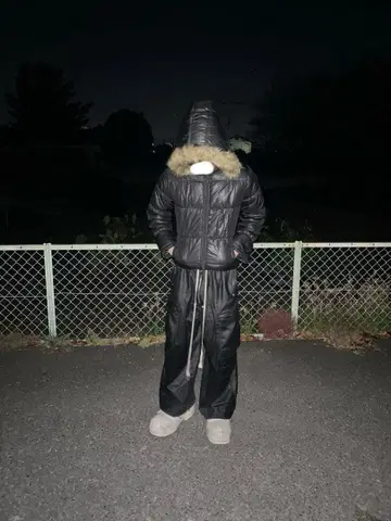 Y2K 퍼 달린 다운 자켓 헤이세이 갸루 남자 광택 짧은 기장 opium