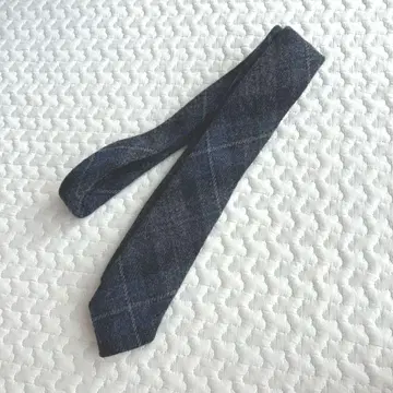 울 체크 무늬 넥타이 다크 블루