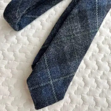 미사용 새상품 울 체크 무늬 넥타이 다크 블루 가을/겨울 이탈리아제