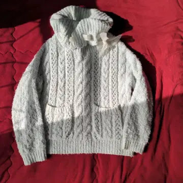 리즈리사 하이넥 라이트 블루 니트