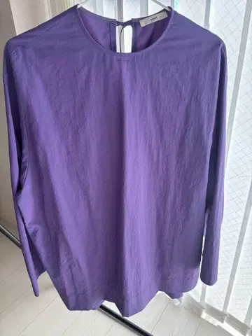 yori 요리 백리본 롱 슬리브 블라우스