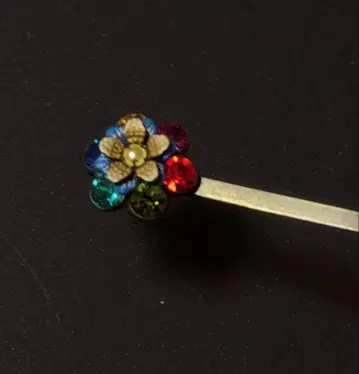 새상품급! 미하엘 네그린 컬러풀 꽃 모티브 헤어핀