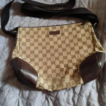 GG 로고 패턴 숄더백 베이지/브라운