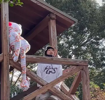 PGS 후드티 sluppy 콜라보 yvngboi p 착용