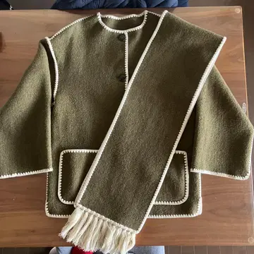 올리브 그린 프린지 자켓