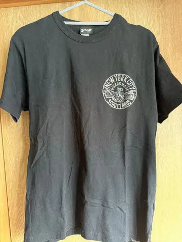Schott 블랙 T셔츠