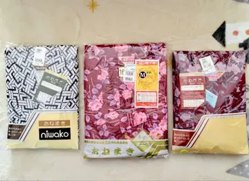 남성용 잠옷 L 사이즈 + 여성용 잠옷 M 사이즈 x 2장 총 3장 세트