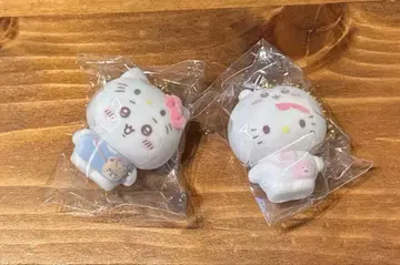 치이카와 산리오 플로키 마스코트 참 헬로키티