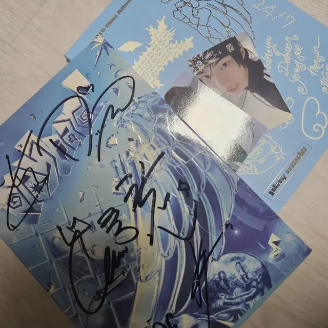 TWS 투어스 미니 4집 싸인 멘트 포카 비매 앨범