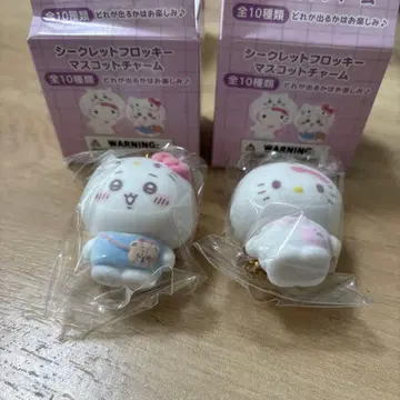 치이카와 산리오 시크릿 플로키 마스코트 참 치이카와 키티