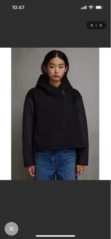 블랙 후드 부착 다운 자켓