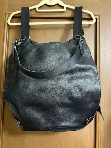 세련된 블랙 가죽 2way 백