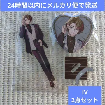 3 HoneyWorks 훼미리마트 아크릴 스탠드 하트 캔뱃지 IV