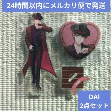 5 HoneyWorks 훼미리마트 아크릴 스탠드 하트 캔뱃지 DAI