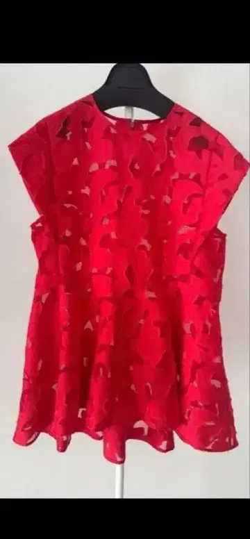 새상품급 어도어 블라우스