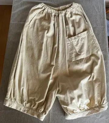 hagumu 베이지 코듀로이 사루엘 팬츠