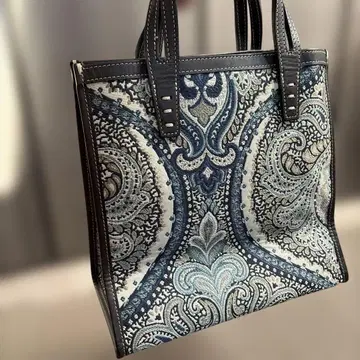 avacation box 페이즐리 무늬 토트백 네이비