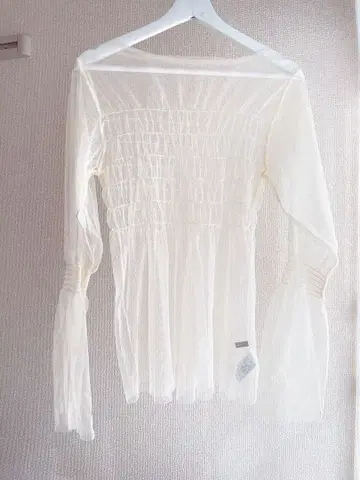 kastane 카스타네 셔링 더블 튤 TEE 아이보리