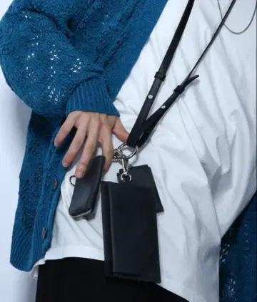 [ HARE ] 하레 가죽 멀티 파우치 백 블랙