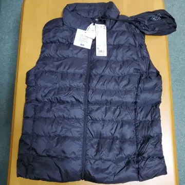 UNIQLO 울트라 라이트 다운 베스트 XL 블랙 (택 포함 새상품)