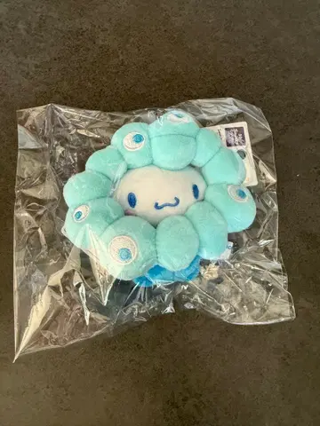 오사카 엑스포 미야쿠미야쿠 산리오 시나몬 카라비너 포함