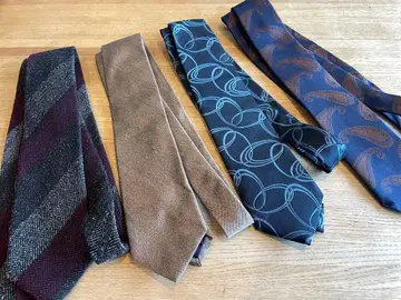 [ 사용 횟수 모두 3회 이하 ] 수트 Only 넥타이 4세트