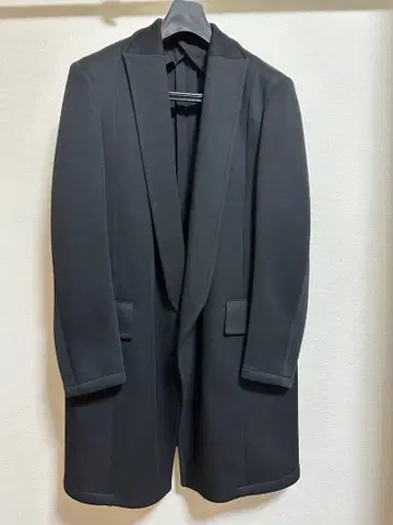 율리우스 로렌지 테일러드 자켓 사이즈 3