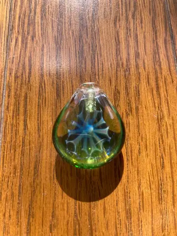 눈물형 유리 펜던트 탑 그린과 파랑 그라데이션