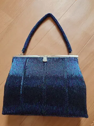 귀중한 미사용품! 쇼와 레트로 총 비즈 가마구치 핸드백