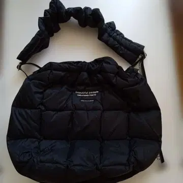 뷰티풀피플 숄더백