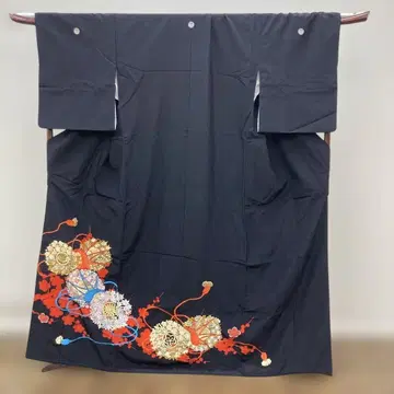 블랙 전모 기모노 1 꽃무늬 자수 문장 기모노 북 오동나무 문양