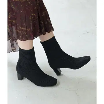 ROPE' PICNIC 리브 니트 부츠 블랙