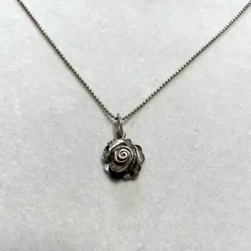 실버 925 목걸이 장미