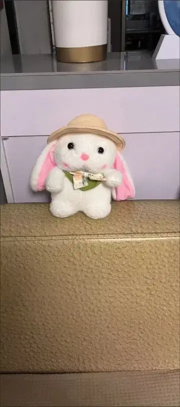 토끼 봉제 인형 (화이트 핑크 귀 모자)