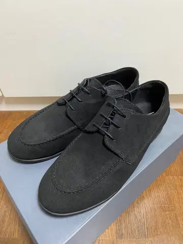 미사용 새상품 gu 가죽 플랫슈즈 25cm 블랙 소가죽 가죽 신발 지유